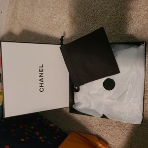 Chanel box